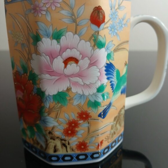 four tea or coffee cups from China - Picture 3 of 11